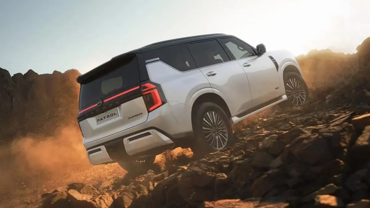 Nissan Patrol Safari 2025 trasera