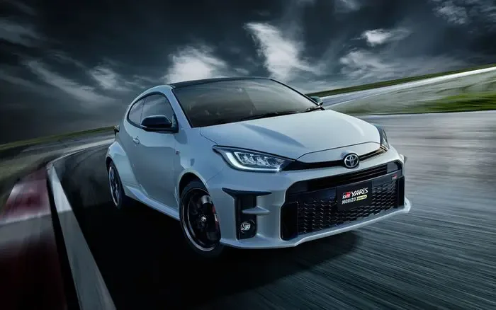 GR Yaris