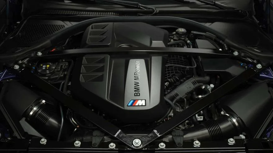 motor BMW M2 CS 2026 menos peso más potencia y tracción trasera