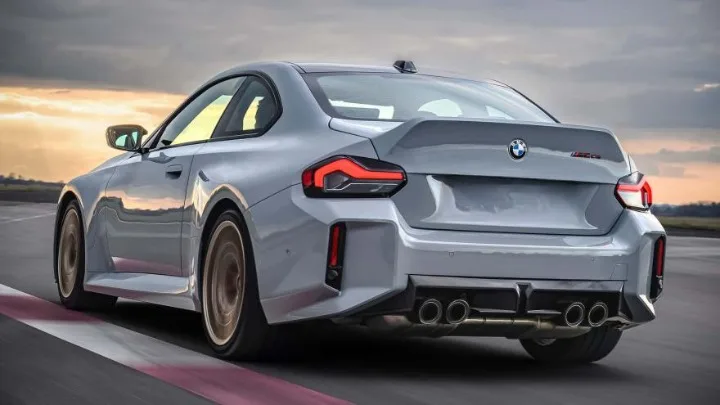 BMW M2 CS 2026 menos peso más potencia y tracción trasera