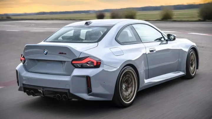 BMW M2 CS 2026 menos peso más potencia y tracción trasera