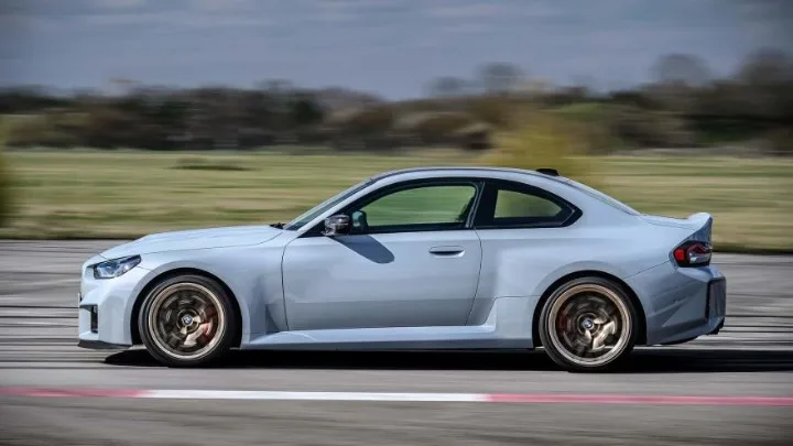 BMW M2 CS 2026 menos peso más potencia y tracción trasera
