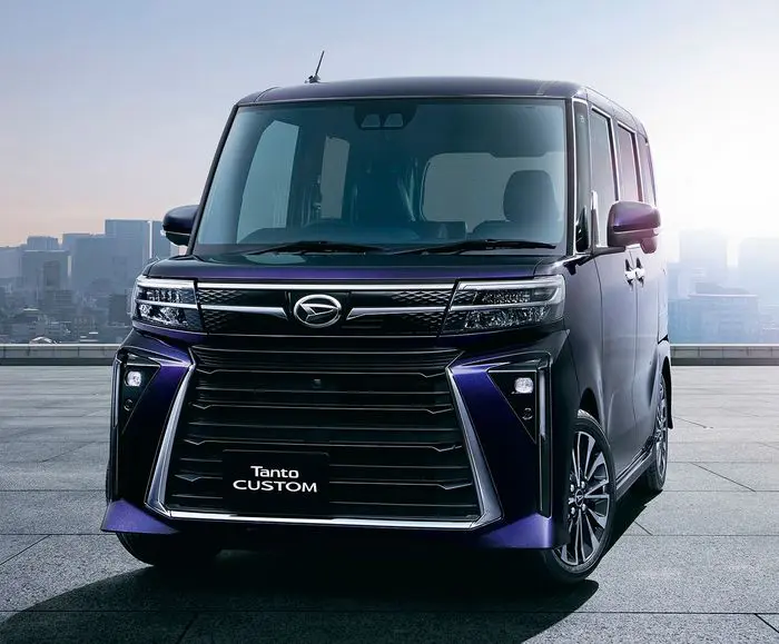 3.-Daihatsu-Tanto Top 10 de Miniautos en el 2025: Pequeños pero atractivos