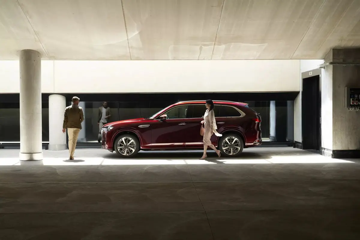 CX-80 de Mazda lateral