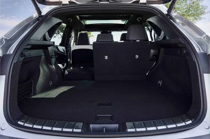 Nuevo Lexus NX 2026 maletero