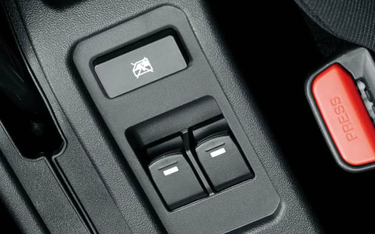 jimmy-nomad-5-door-1