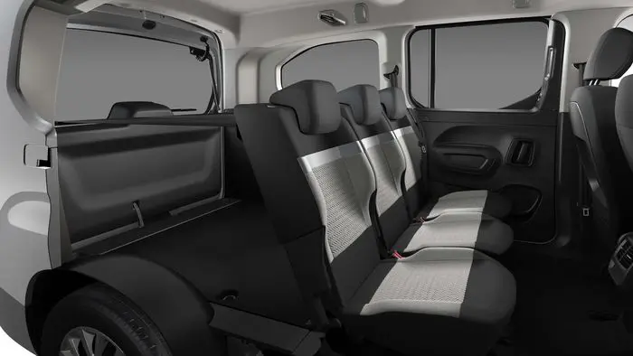 Citroën Berlingo 2025 dentro