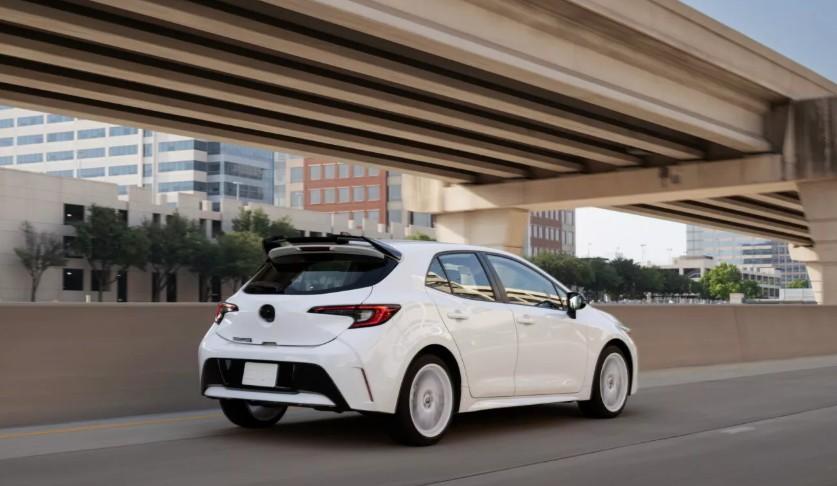 Toyota Corolla Hatchback 2026 estrena edición FX