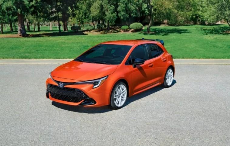 Toyota Corolla Hatchback 2026 estrena edición FX