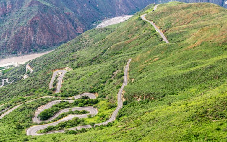 Análisis de la crisis de recaudo en los peajes en Santander